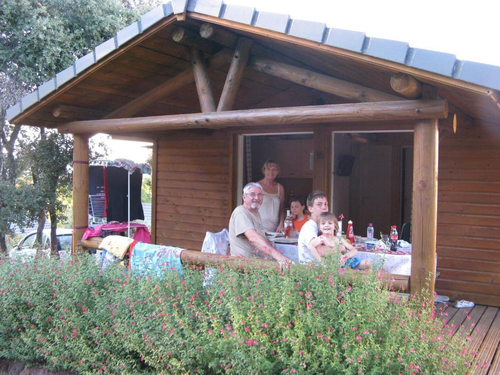 Parc Residentiel Les Hauts De Baldy Hotell Agde Exteriör bild